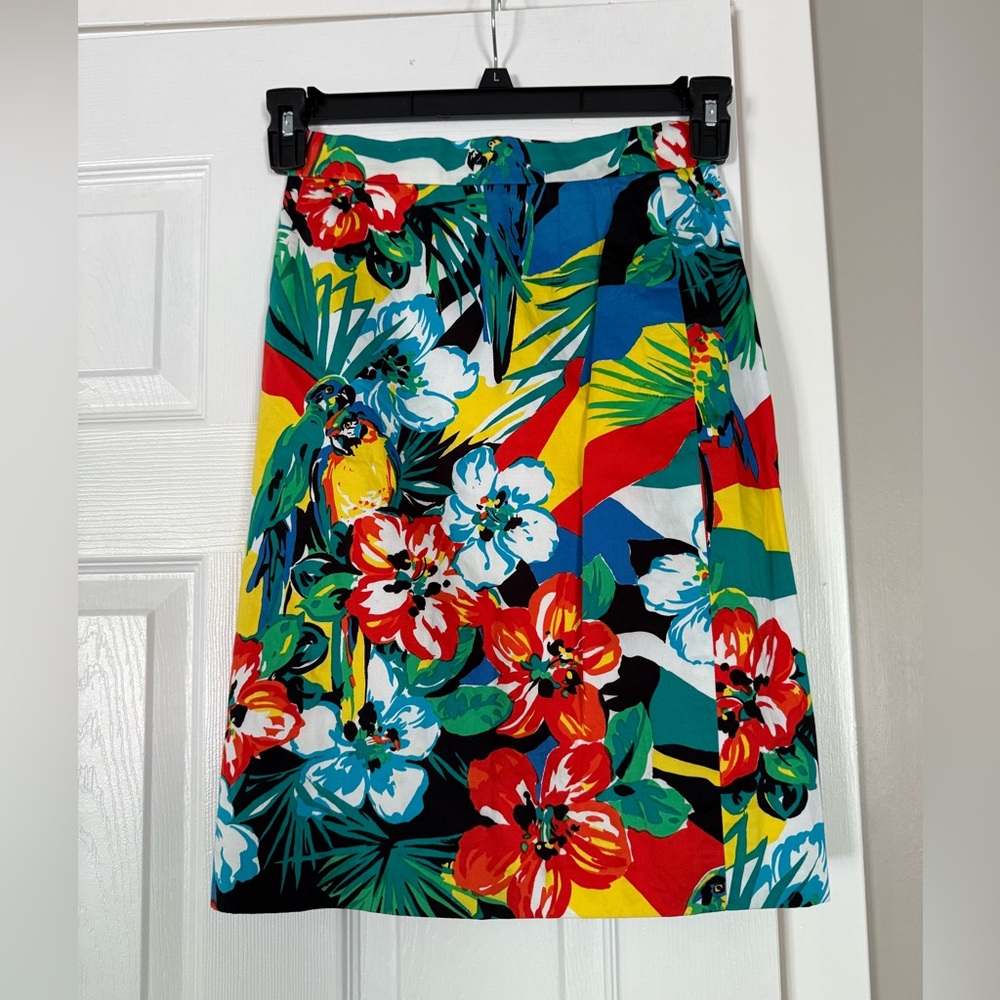 ESCADA Exotic Parrot Tropical Print Floral Mini Skirt